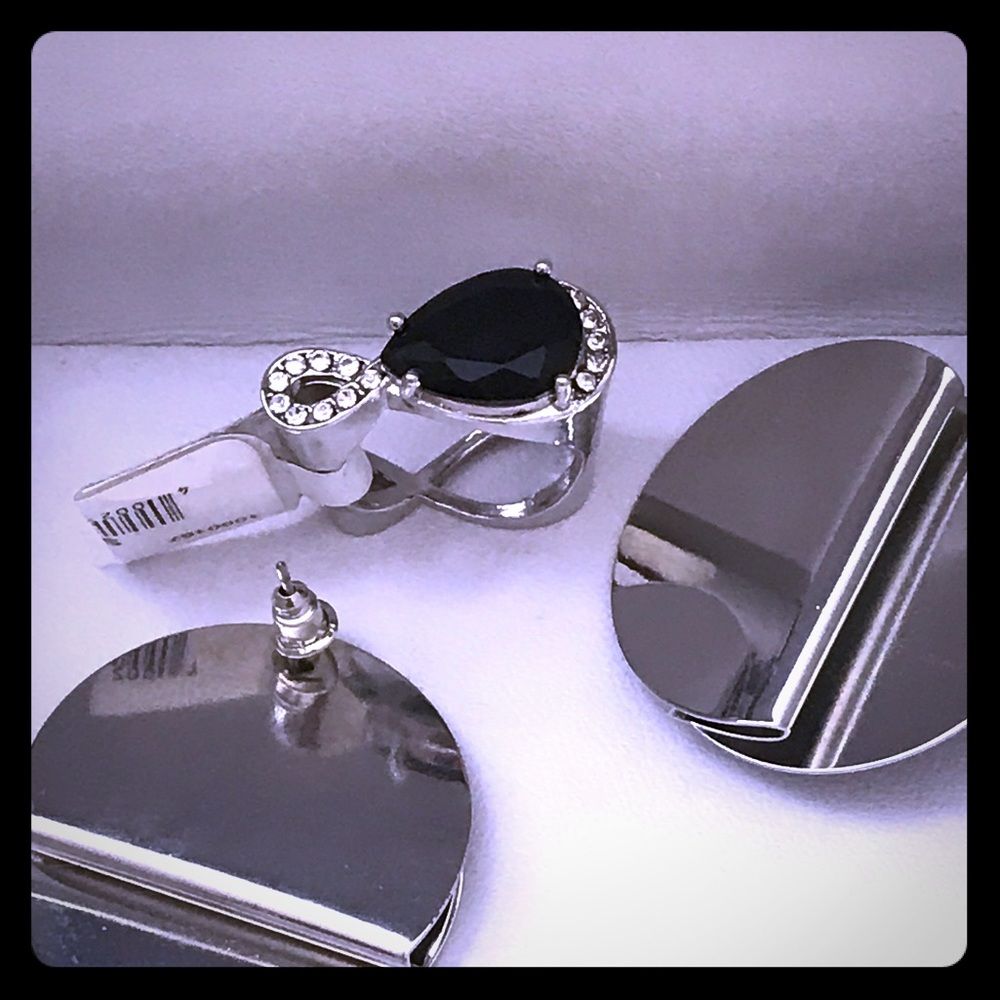 Infinity Black Onyx CZ Ring 6.5-7- FREE EARRINGS